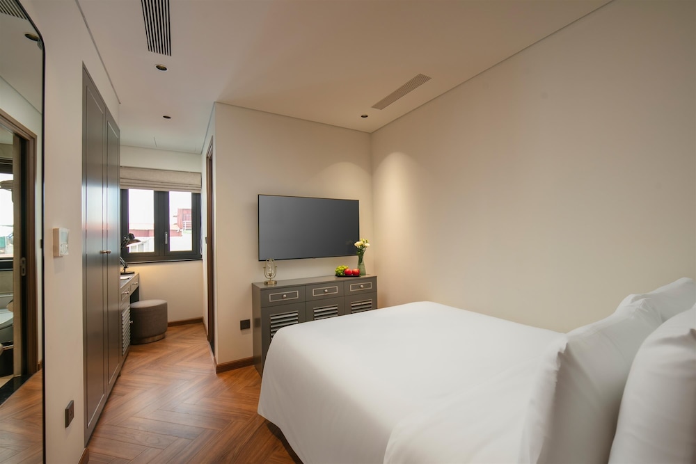 Standard room with window