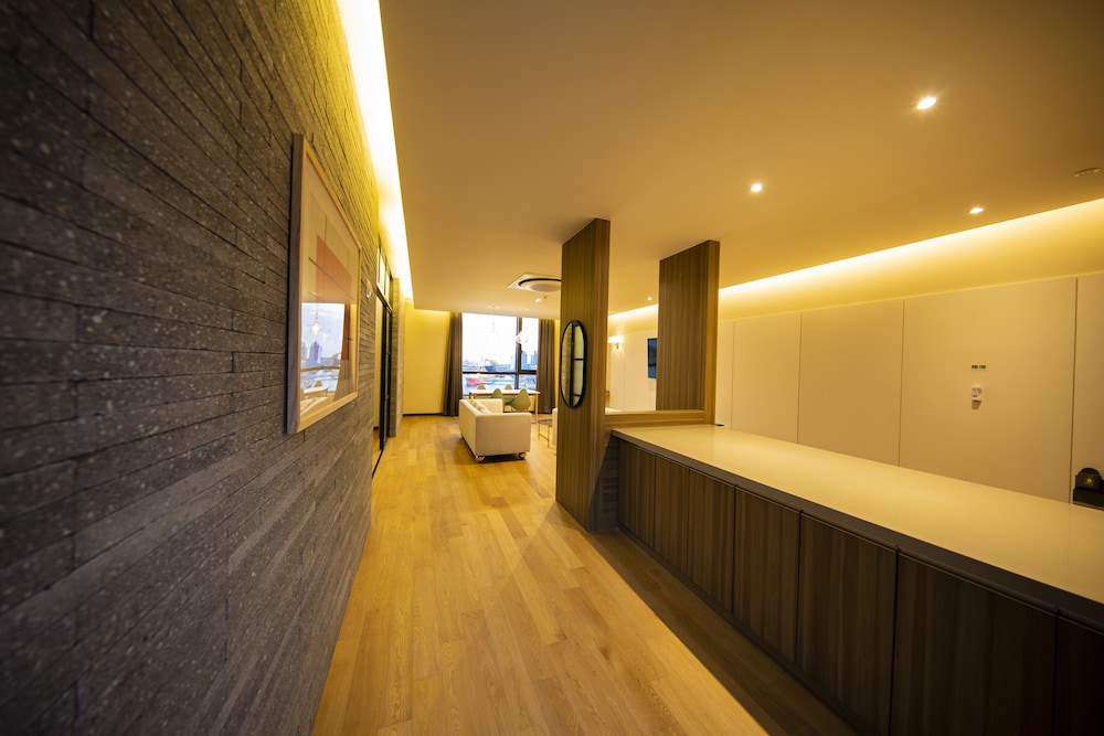 Royal Suite - Photo 11