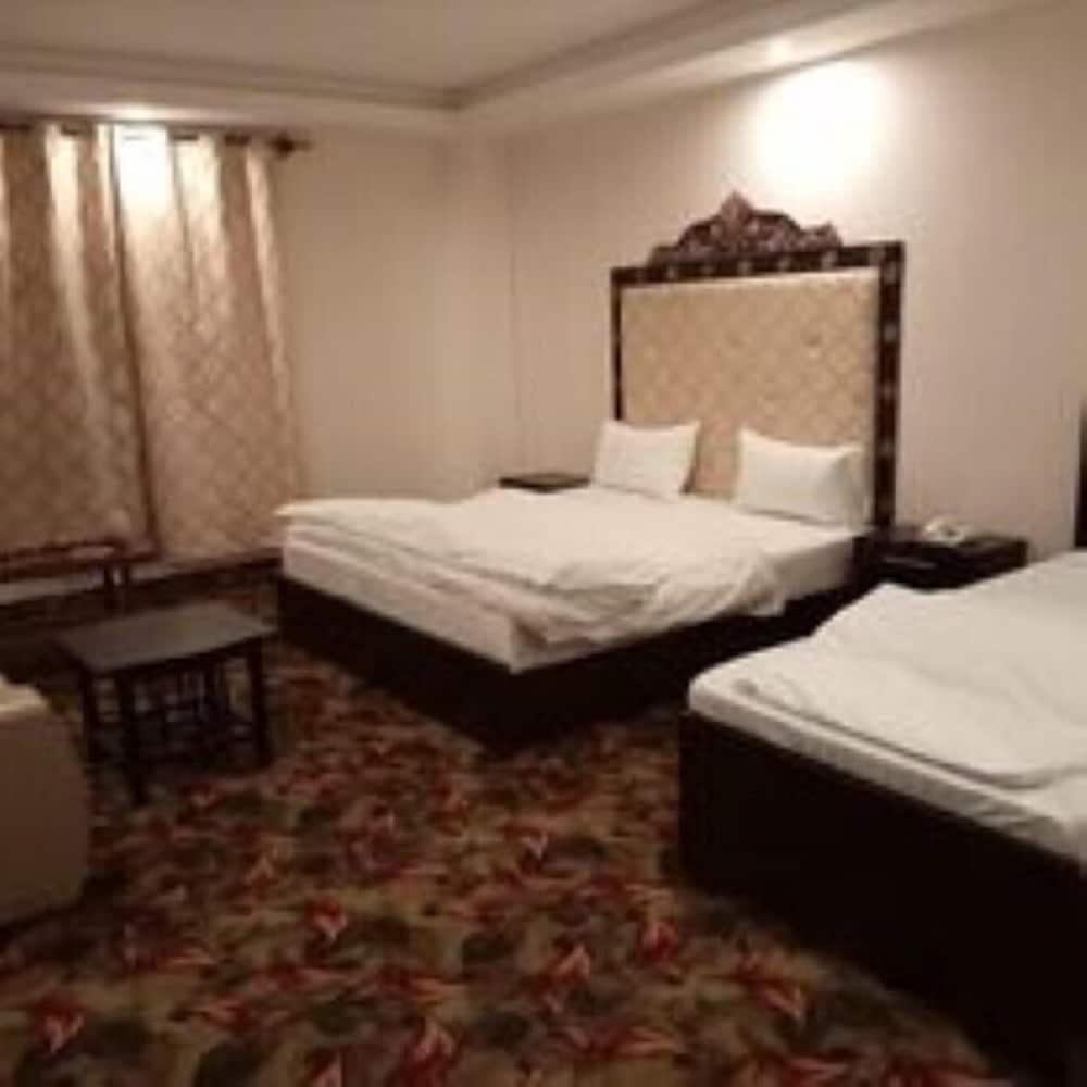 Deluxe Triple Room photo 1