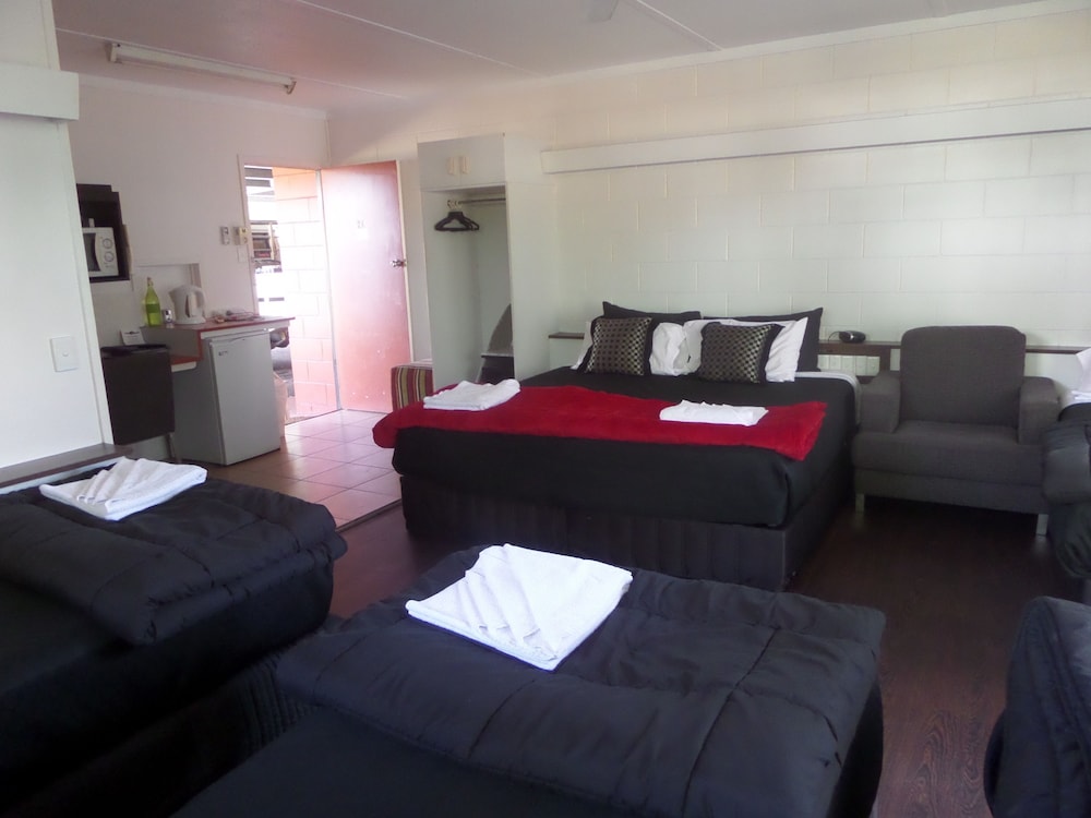 Family Studio, 1 Bedroom, Non Smoking, Kitchenette photo 1
