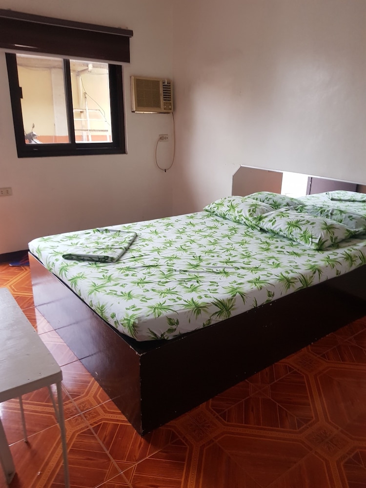 Standard Room photo 2