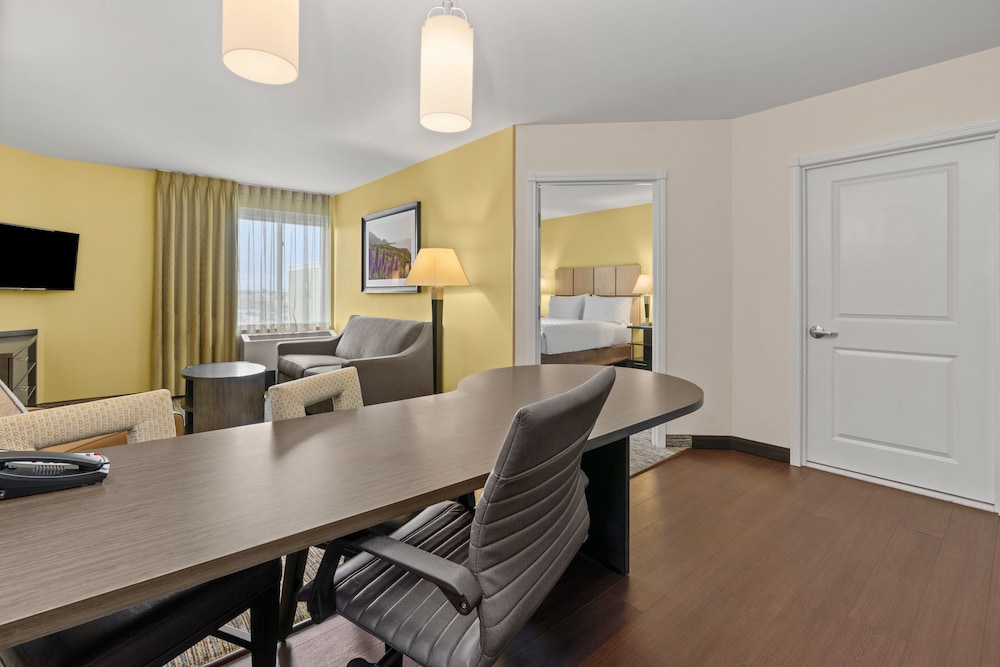 Room, 1 Bedroom, Accessible (Mobility, Roll-In Shower) photo 1