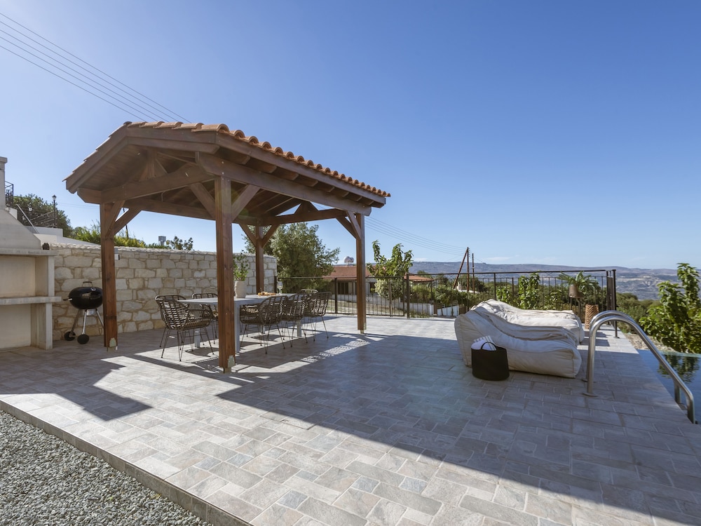 Villa, 3 Bedrooms, Private Pool, Mountain View photo 3