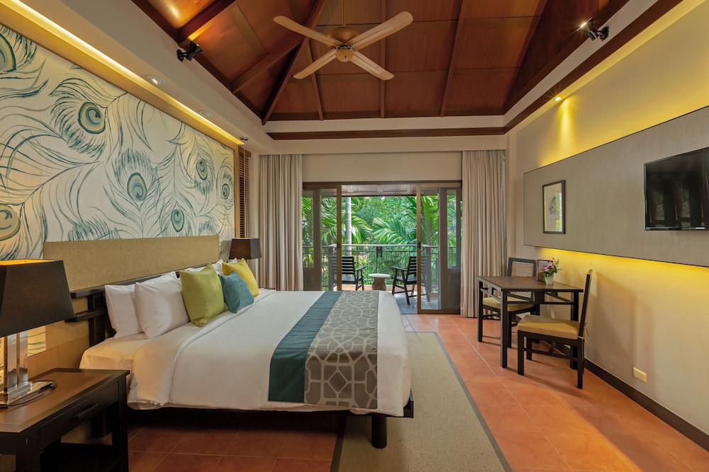 Superior King Room - Photo 1