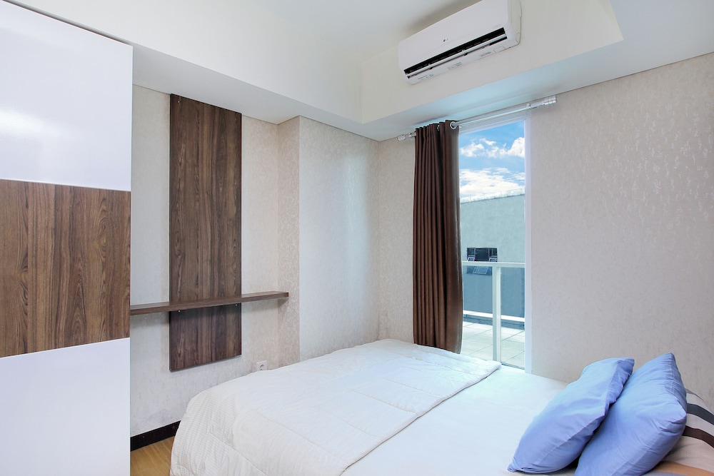 Family Apartment, City View