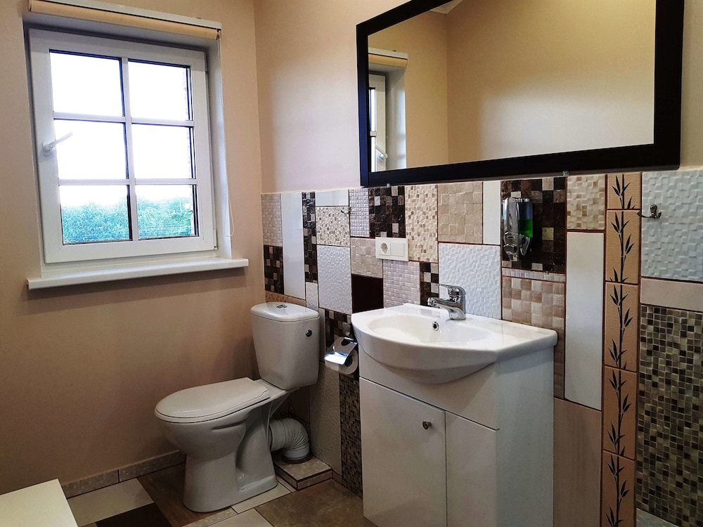 Standard Quadruple Room, Private Bathroom, Garden View photo 3