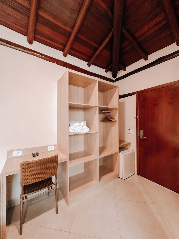 Deluxe Room, Multiple Bedrooms, Courtyard View photo 2