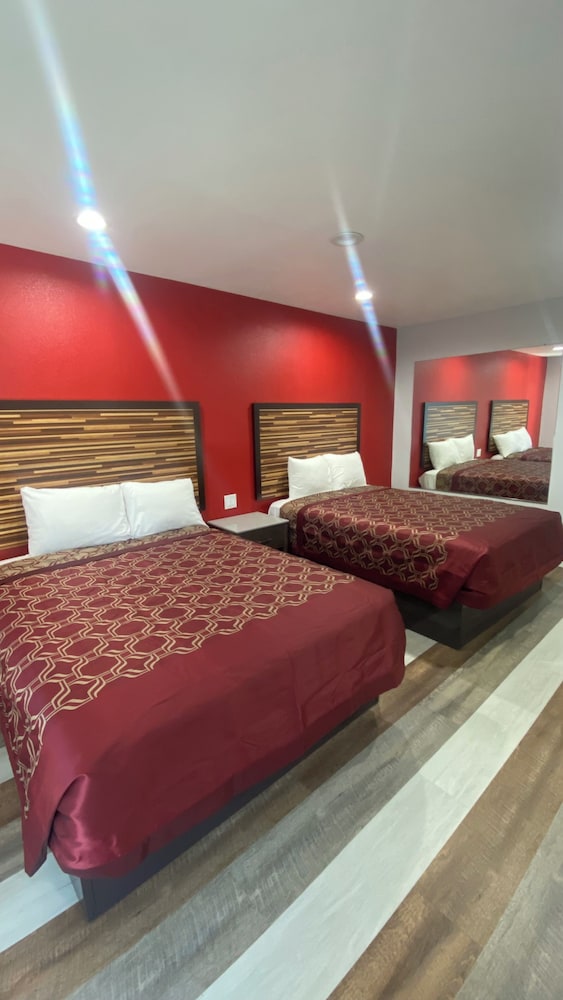 Basic Double Room photo 2