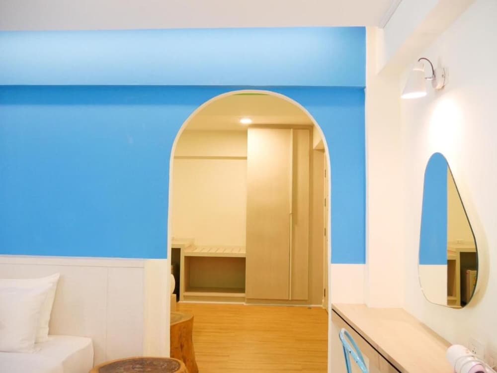 Connecting Room - Photo 6