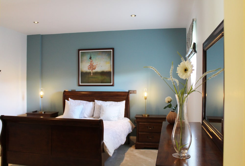 Superior Room, 1 King Bed
