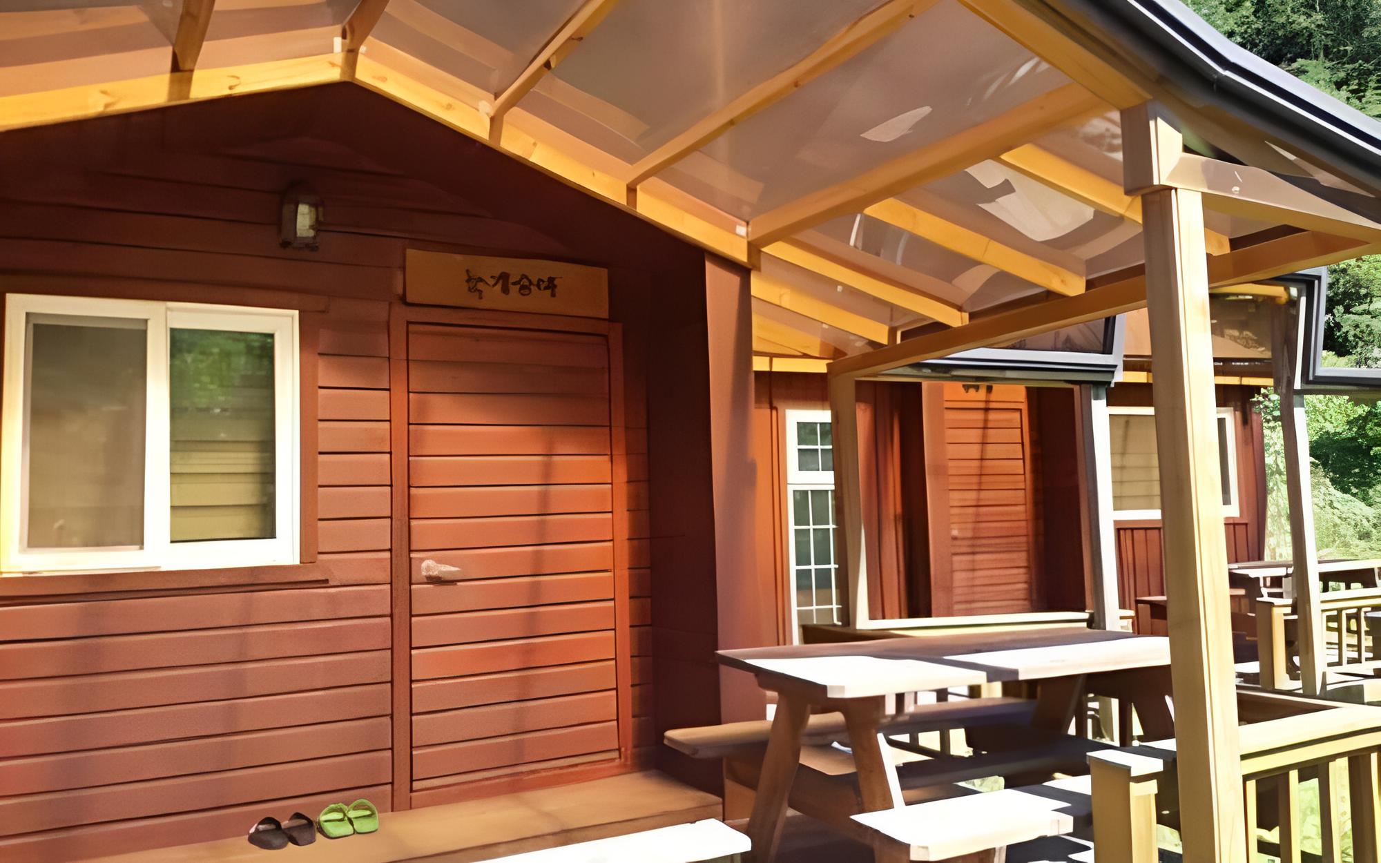 Room (Snow horseback riding) photo 3