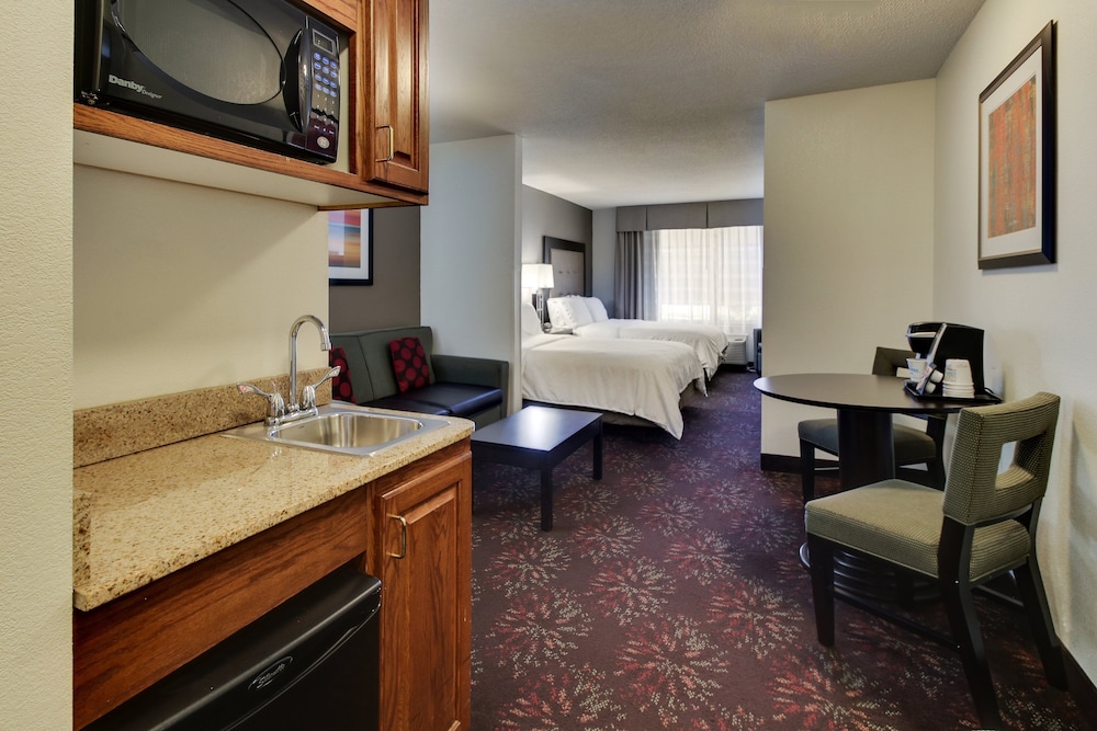 Suite, Multiple Beds - Photo 1