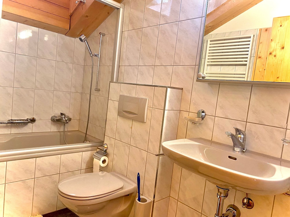 3 room apartment with balcony photo 3