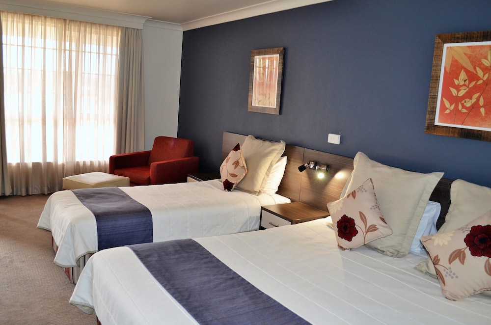 Executive Studio Suite