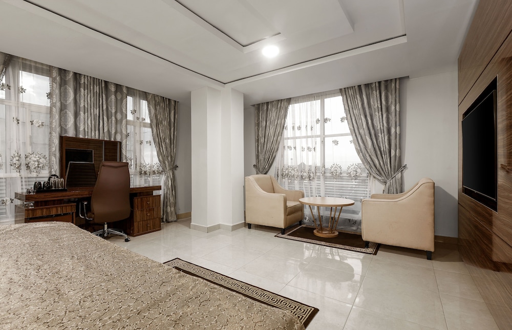 Deluxe Double Room photo 2