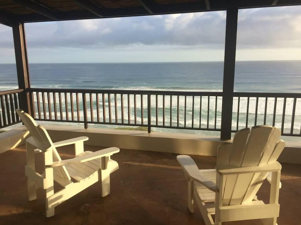 Luxury Suite, 1 King Bed, Balcony, Sea View photo 3