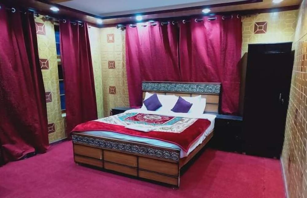 Deluxe Double Room photo 2