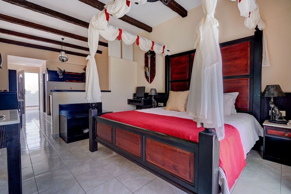 Suite (Adults Only) - Photo 16