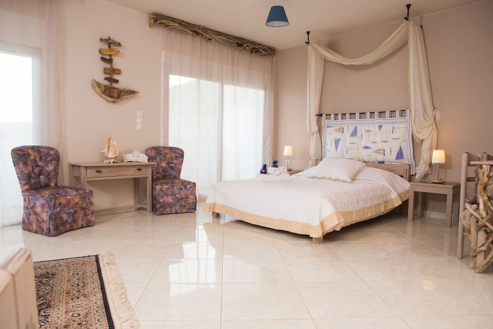 House, 2 Bedrooms, Sea View photo 3