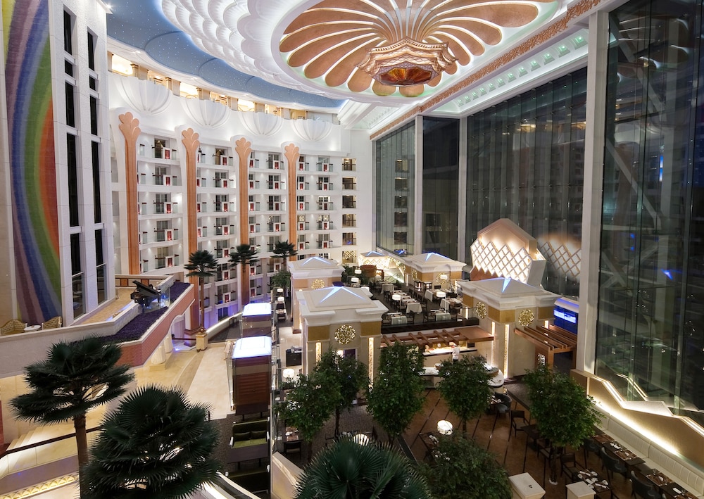Superior Suite - Photo 5