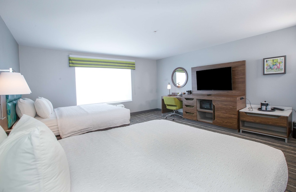 Room, Accessible, Non Smoking - Photo 2