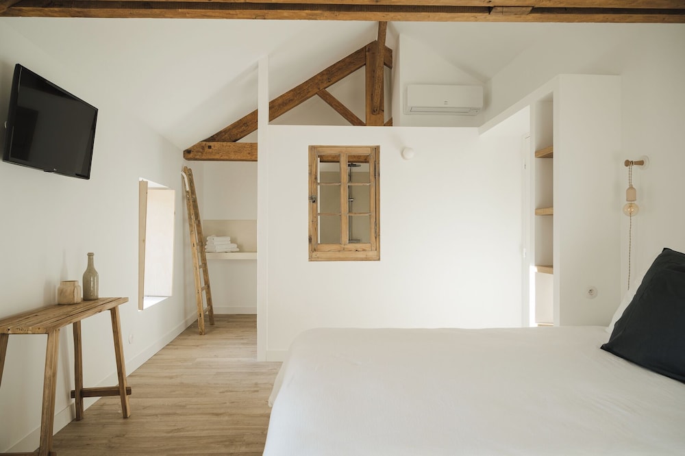 Double or Twin Room photo 3