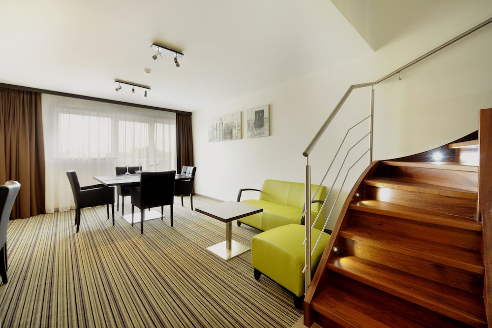 Wellness Suite - Photo 4