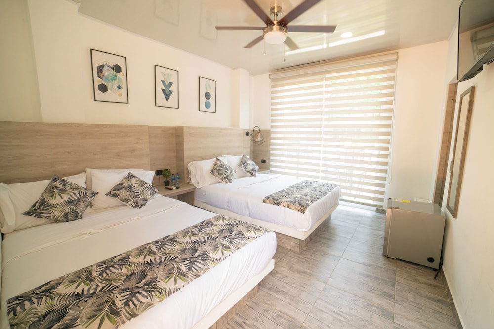 Comfort Quadruple Room - Photo 4