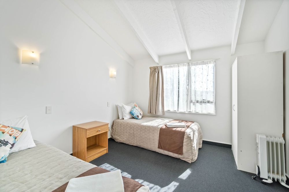 Standard Apartment, 2 Bedrooms, Non Smoking, Kitchenette photo 1