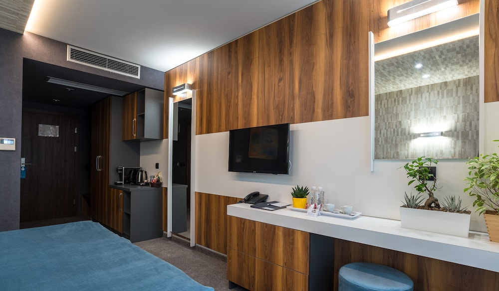 Deluxe Double Room, Balcony photo 3