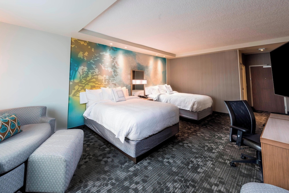 Room, Multiple Beds