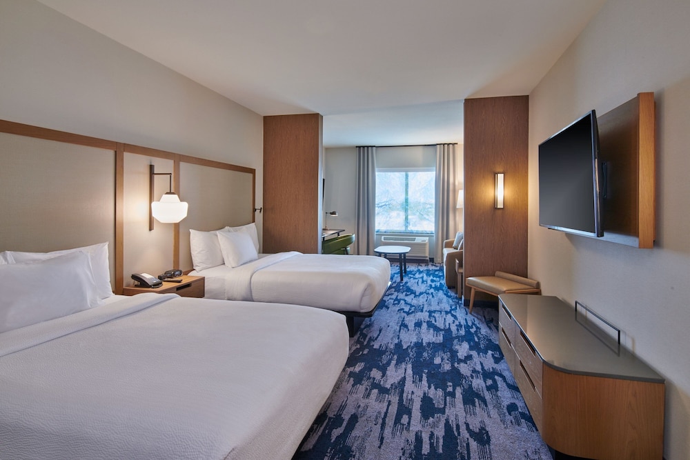 Suite, Multiple Beds (High Floor) - Photo 2