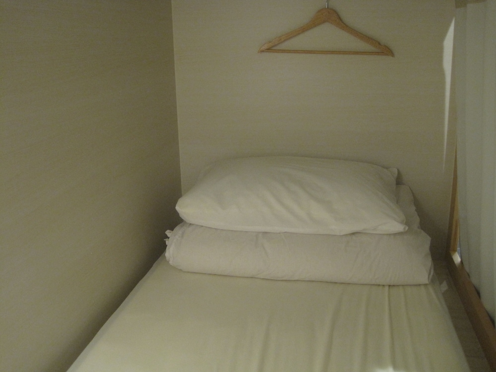 Basic Cabin, Mixed Dorm, Non Smoking photo 3