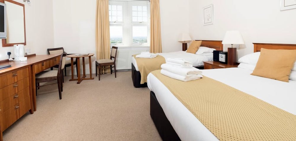 Family Room, Multiple Beds, Non Smoking - Photo 2