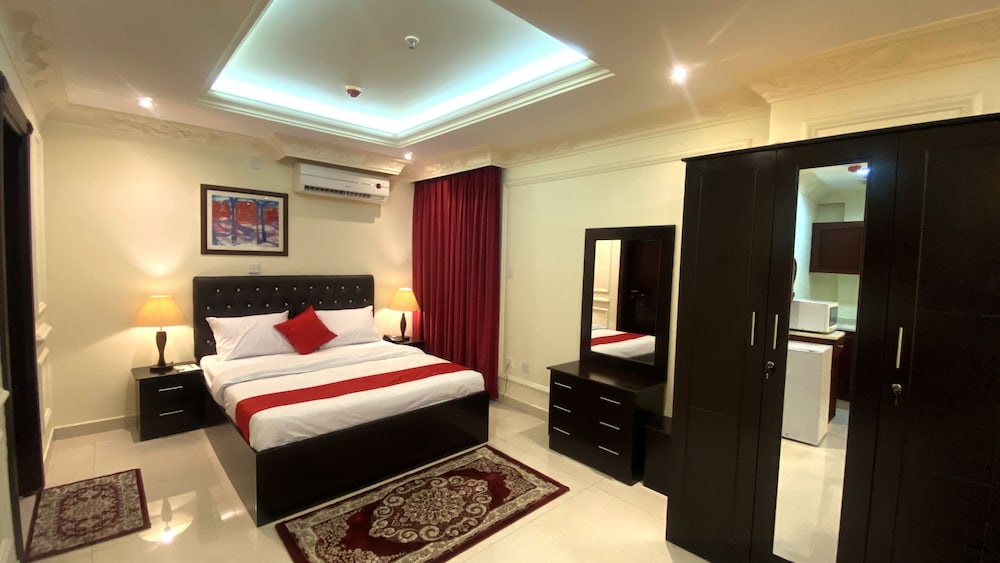 Deluxe Room - Photo 1