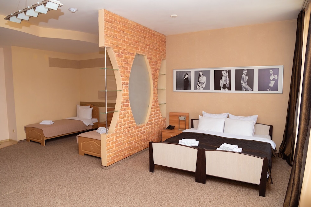 Family Triple Room photo 2