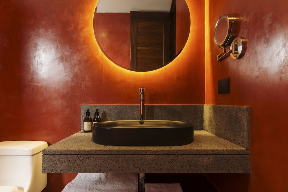 Deluxe Suite, 1 Bedroom photo 2