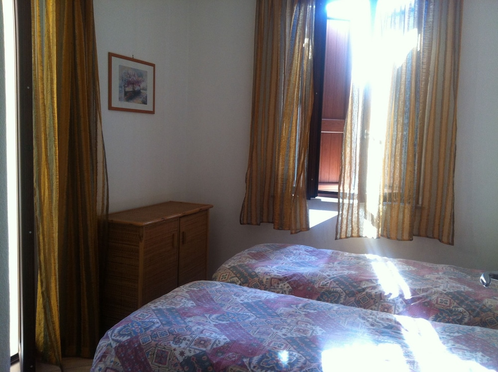 Apartment, 2 Bedrooms, Terrace photo 2