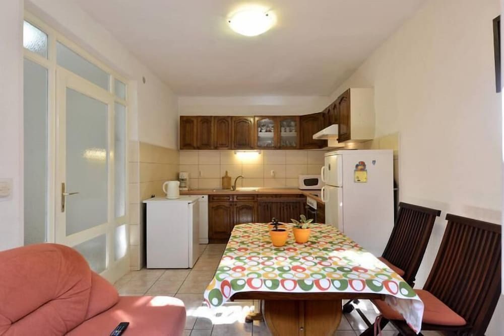 Deluxe Double or Twin Room, Shared Bathroom