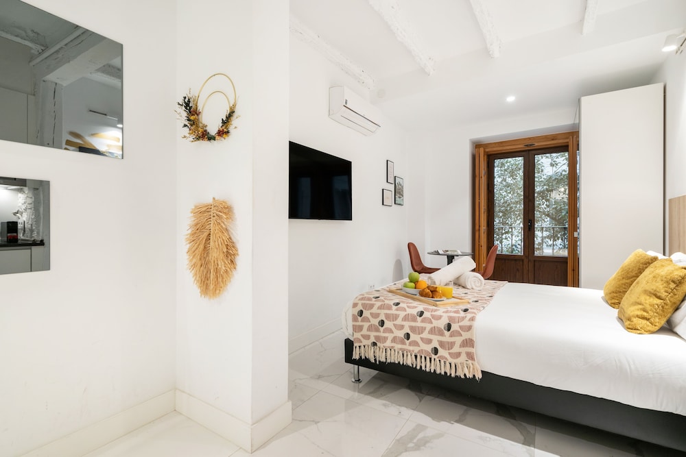 Estudio en la Ciudad, 1 Cama Doble, Cocina, Vista a la Ciudad