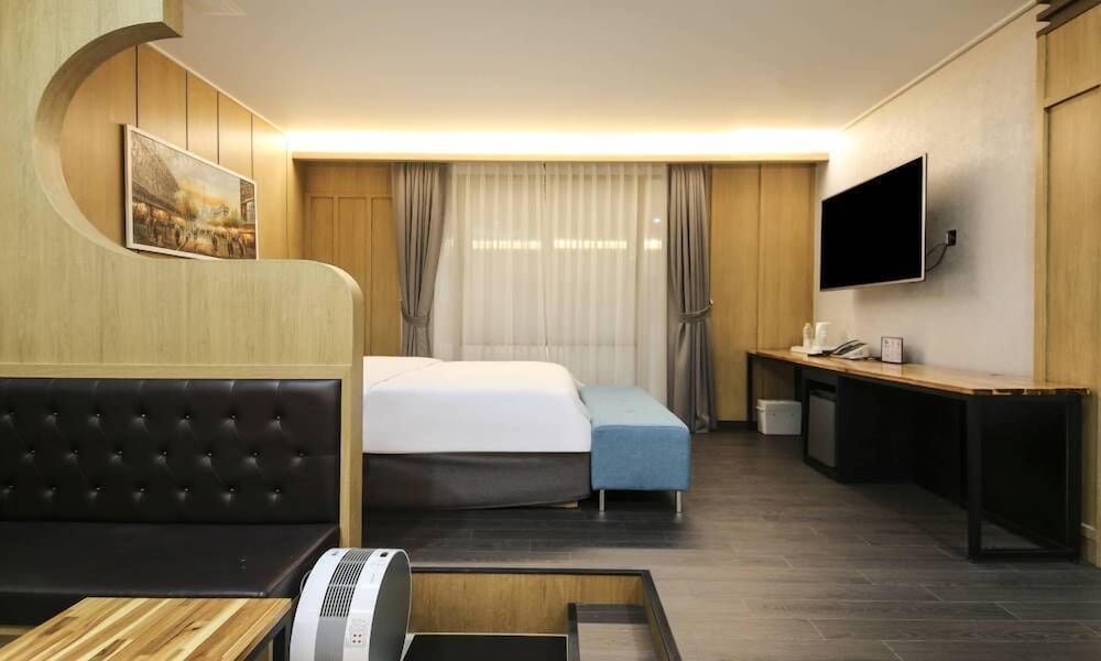 Suite Double Room - Photo 4