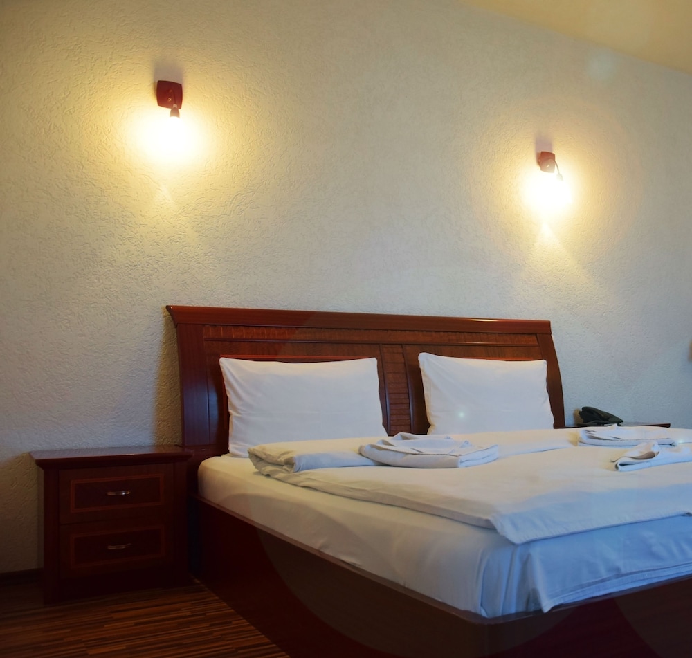 Deluxe Triple Room photo 2