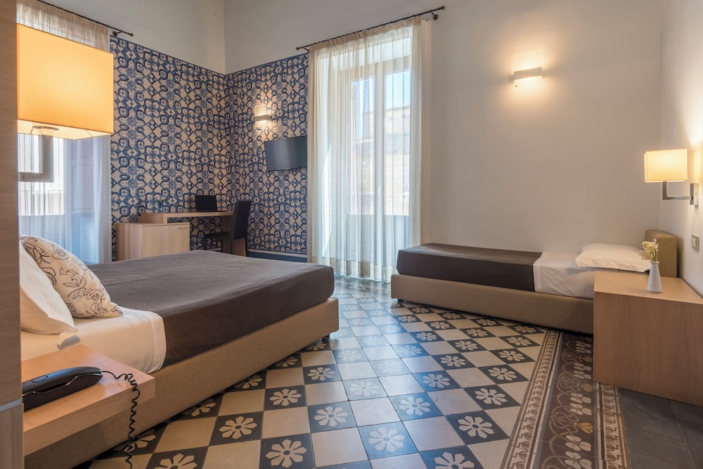 Superior Triple Room - Photo 5