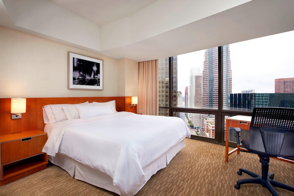 Grand Room, 1 King Bed (View)