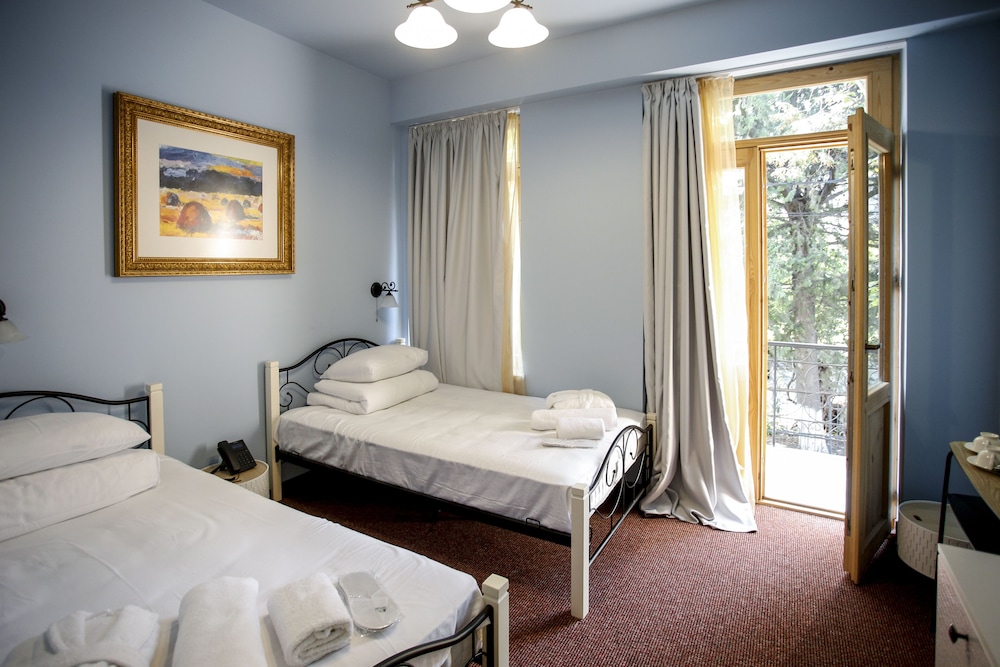 Standard Triple Room photo 1