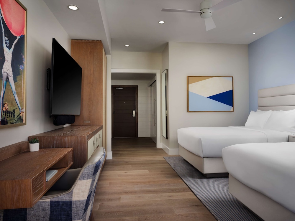 Guestroom 2 Queens - Photo 1