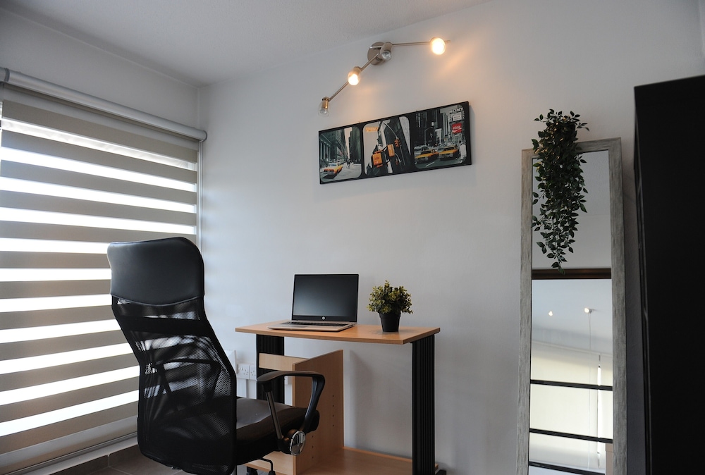 Luxury Apartment photo 3