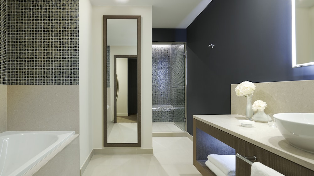 Premium Room, 2 Twin Beds, River View