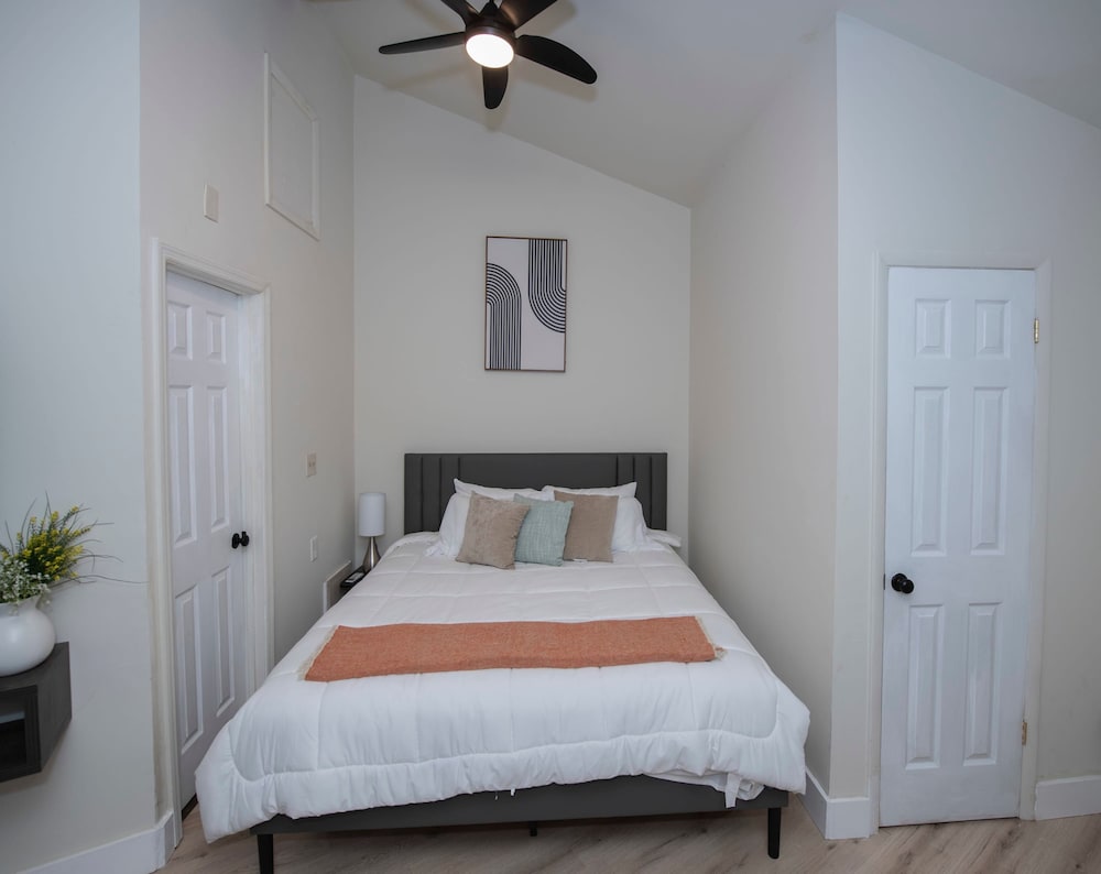 Spacious Studio Apt near Botanical Gardens, Foto 12