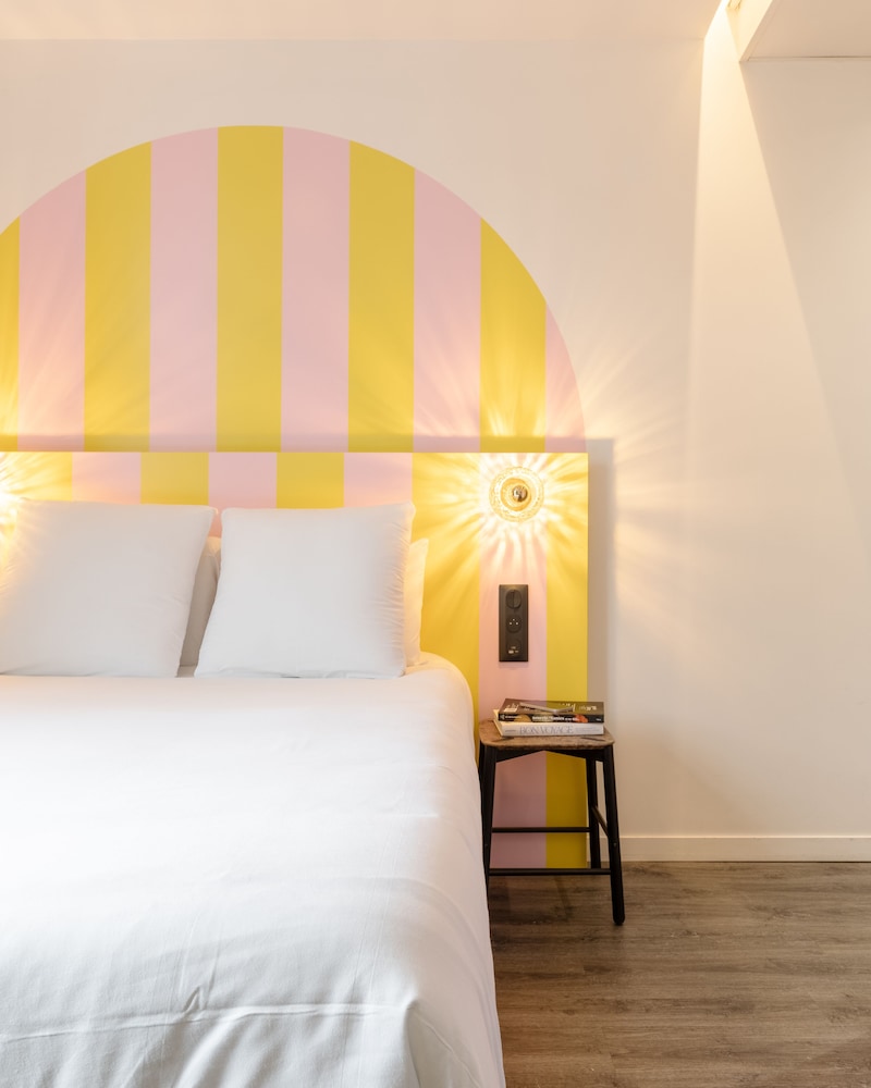 Small Double Room, 1 Double Bed - Photo 4